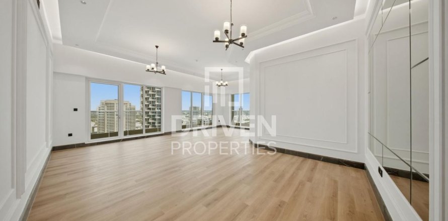 Byt v Jumeirah Village Circle, Dubai, SAE 3 ložnice, 221.39 m² Č.: 768064