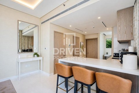 Apartamento en alquiler en Palm Jumeirah, Dubai, EAU 1 dormitorio, 103.03 m2 № 768067 - foto 2