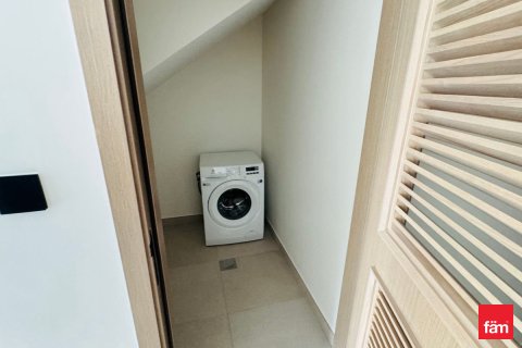 Városi lakóépület itt: Dubai, EAE, 4 hálószoba, 144 m², azonosító: 689452 - fénykép 6