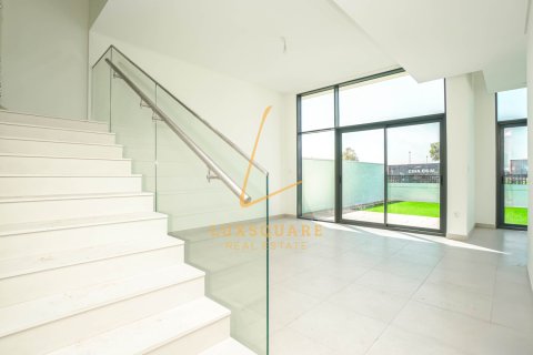 Villa à louer à Al Furjan, Dubai, EAU 4 chambres, 336 m2 № 719520 - photo 5