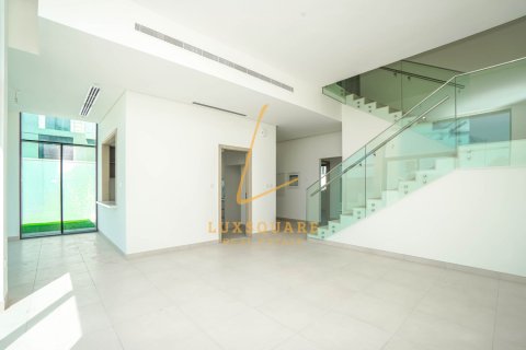 Villa à louer à Al Furjan, Dubai, EAU 4 chambres, 336 m2 № 719520 - photo 2