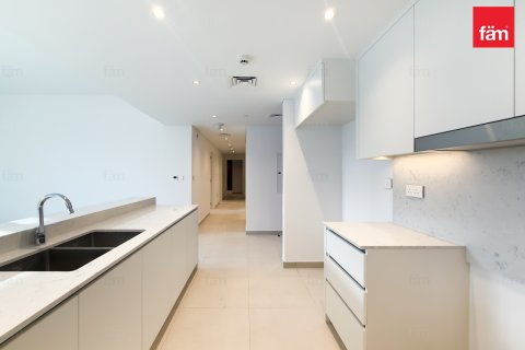 Leilighet til salgs i Umm Suqeim, Dubai, Emiratene 3 soverom, 179.2 kvm Nr. 689210 - Foto 2