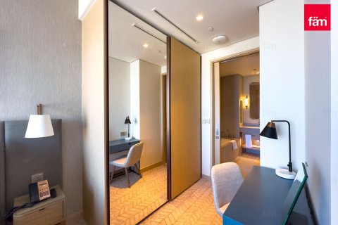 Apartemen di Downtown Dubai (Downtown Burj Dubai), UEA 1 kamar tidur, 70.8 m2 nomor 689208 - foto 7