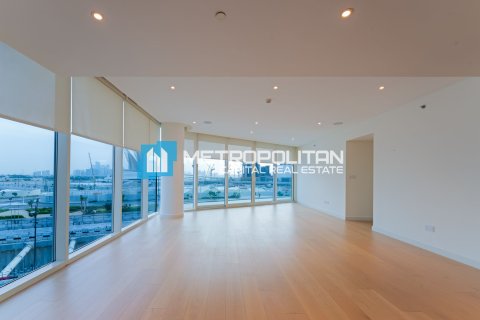 Appartement te huur in Saadiyat Island, Abu Dhabi, VAE 3 slaapkamers, 303.1 vr.m., nr 680445 - foto 2