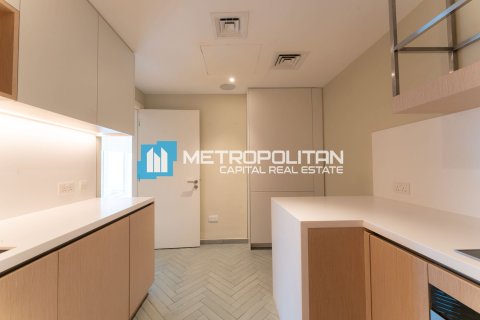 Appartement te huur in Saadiyat Island, Abu Dhabi, VAE 3 slaapkamers, 303.1 vr.m., nr 680445 - foto 5