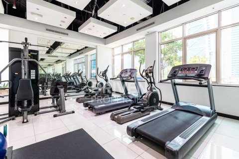 Apartamento en venta en Jumeirah Lake Towers, Dubai, EAU 1 dormitorio, 73 m2 № 683844 - foto 17