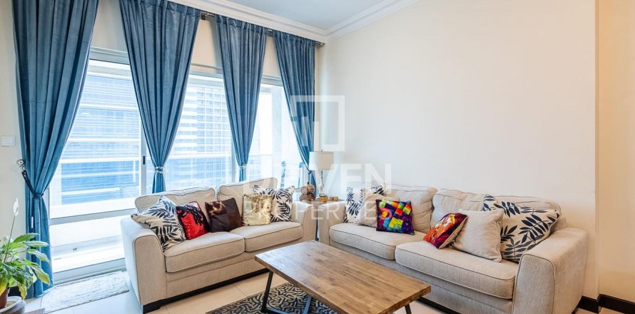 Apartamento en Jumeirah Lake Towers, Dubai, EAU 1 dormitorio, 73 m² № 683844