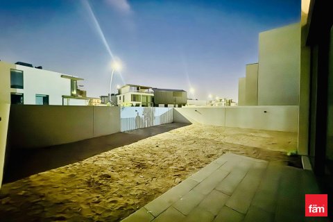 Townhouse de închiriat în Dubai, EAU 3 dormitoare, 428.9 mp.  №701588 - poză 2