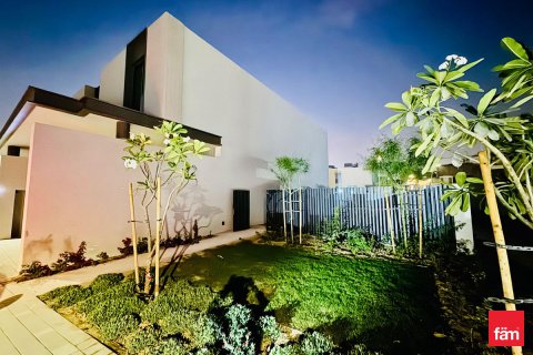 Townhouse de închiriat în Dubai, EAU 3 dormitoare, 428.9 mp.  №701588 - poză 3