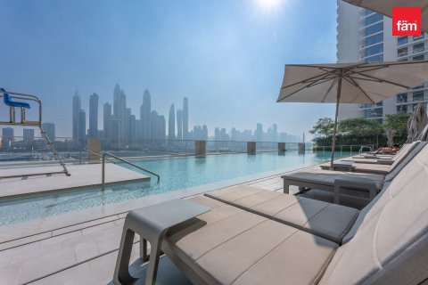 Lägenhet till försäljning i Dubai Harbour, Dubai, UAE 1 sovrum, 68.7 kvm Nr. 763359 - fotografi 21