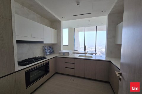 Apartment in Dubai, UAE 3 bedrooms, 201 sq.m. № 699043 - photo 20