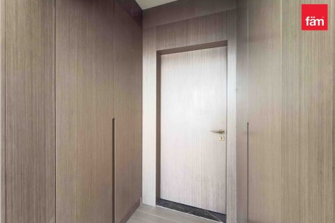 Apartment in Dubai, UAE 3 bedrooms, 201 sq.m. № 699043 - photo 9