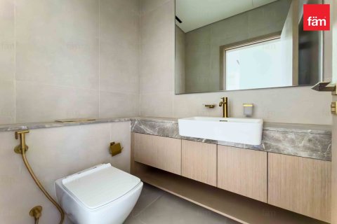 Apartment in Dubai, UAE 3 bedrooms, 201 sq.m. № 699043 - photo 13