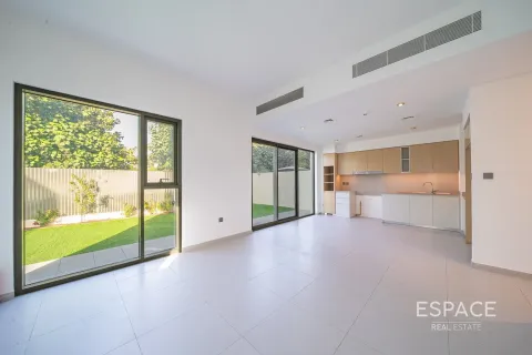Villa zum Verkauf in Arabian Ranches 3, Dubai, VAE 4 Schlafzimmer, 225 m2 Nr. 649591 - Foto 5