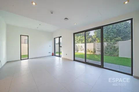 Villa zum Verkauf in Arabian Ranches 3, Dubai, VAE 4 Schlafzimmer, 225 m2 Nr. 649591 - Foto 10
