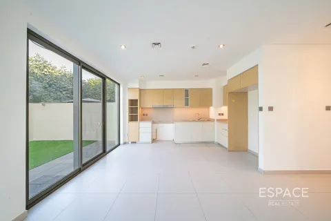 Villa zum Verkauf in Arabian Ranches 3, Dubai, VAE 4 Schlafzimmer, 225 m2 Nr. 649591 - Foto 6
