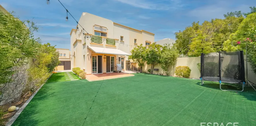 Villa in The Springs, Dubai, VAE: 3 Schlafzimmer, 209 m2 Nr. 649585