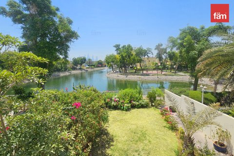 Dubai, BAE’de kiralık villa 3 yatak odası, 254.9 m² No 712690 - fotoğraf 19