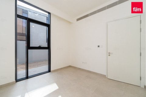 Villa in Dubai, UAE 4 bedrooms, 246.2 sq.m. № 712691 - photo 12