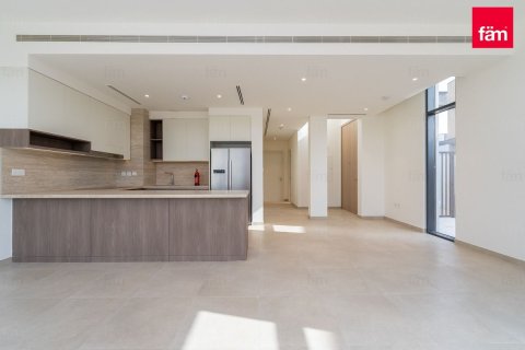 Villa in Dubai, UAE 4 bedrooms, 246.2 sq.m. № 712691 - photo 5