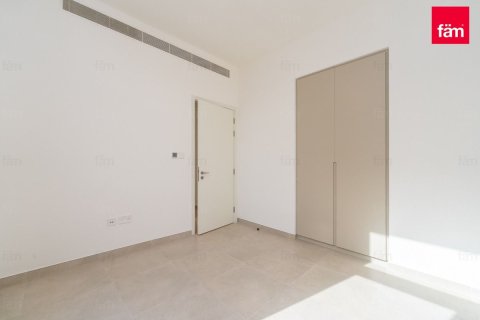 Villa in Dubai, UAE 4 bedrooms, 246.2 sq.m. № 712691 - photo 11