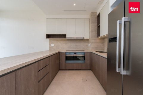 Villa in Dubai, UAE 4 bedrooms, 246.2 sq.m. № 712691 - photo 13