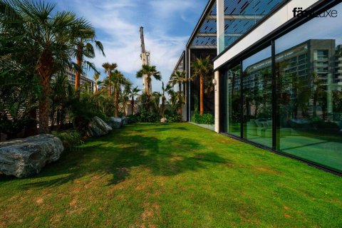 Villa te koop in Dubai, VAE 5 slaapkamers, 690.4 vr.m., nr 682183 - foto 15