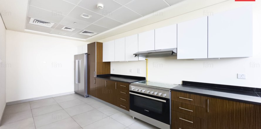 Διαμέρισμα σε Dubai Marina, ΗΑΕ 3 υπνοδωμάτια, 227.2 τ.μ. Αρ. 682184