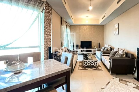 Apartment in The Views, Dubai, UAE 2 bedrooms, 132 sq.m. № 684387 - photo 2