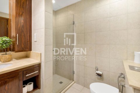 Apartment in Downtown Dubai (Downtown Burj Dubai), Dubai, UAE 3 bedrooms, 221 sq.m. № 684377 - photo 18