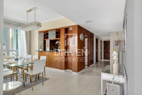 Apartment in Downtown Dubai (Downtown Burj Dubai), Dubai, UAE 3 bedrooms, 221 sq.m. № 684377 - photo 7