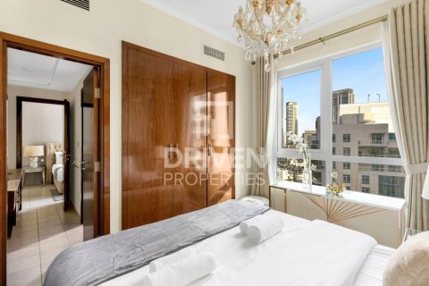 Apartment in Downtown Dubai (Downtown Burj Dubai), Dubai, UAE 3 bedrooms, 221 sq.m. № 684377 - photo 13