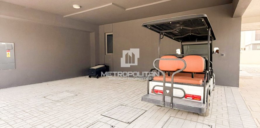 Maison de ville à Dubai South (Dubai World Central), Dubai, EAU: 4 chambres, 322 m2 № 664852