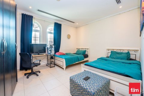 Villa zur Miete in Dubai, VAE 3 Schlafzimmer, 524.2 m2 Nr. 686312 - Foto 11