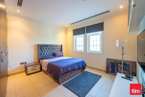 Villa zur Miete in Dubai, VAE 3 Schlafzimmer, 524.2 m2 Nr. 686312 - Foto 10