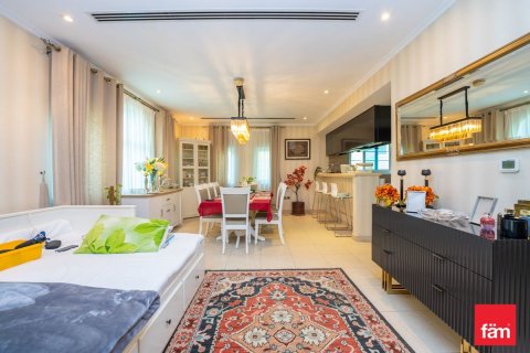 Villa zur Miete in Dubai, VAE 3 Schlafzimmer, 524.2 m2 Nr. 686312 - Foto 15