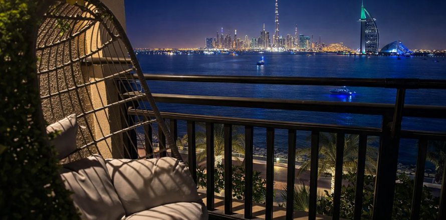 Apartament în Palm Jumeirah, Dubai, EAU 1 dormitor, 107.5 mp.  №686311