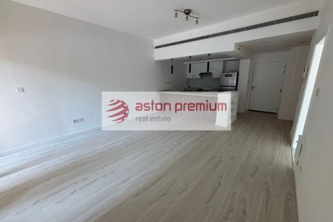 Appartement à Greens, Dubai, EAU: 1 chambre, 69 m2 № 753851