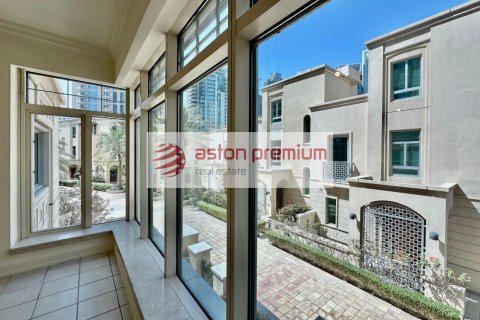 Huoneisto Dubai Marina, Arabiemiraatit 3 makuuhuonetta, 216 m2 № 753849 - kuva 2
