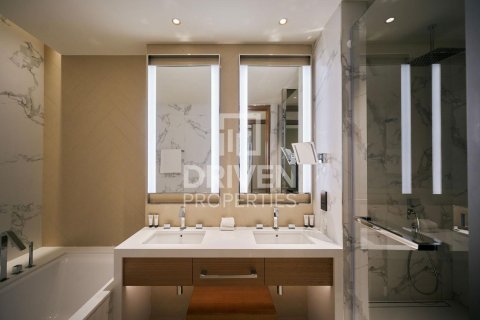 Διαμέρισμα σε Downtown Dubai (Downtown Burj Dubai), Dubai, ΗΑΕ 3 υπνοδωμάτια, 146.32 τ.μ. Αρ. 743285 - φωτογραφία 17