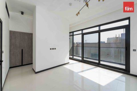 Řadový dům v Al Furjan, Dubai, SAE 4 ložnice, 222.5 m² Č.: 634883 - fotografie 3
