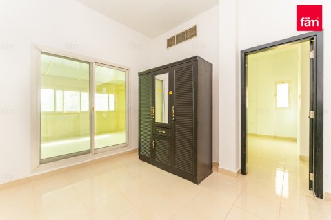 Townhouse in Dubai, UAE 3 bedrooms, 334.4 sq.m. № 634880 - photo 12