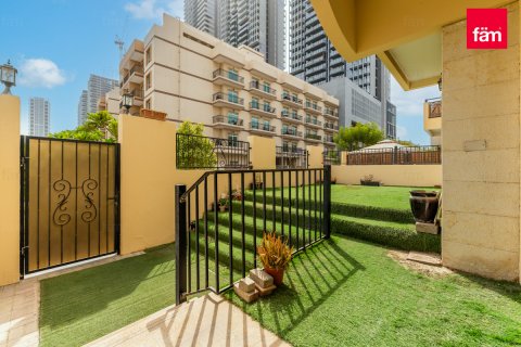 Townhouse in Dubai, UAE 3 bedrooms, 334.4 sq.m. № 634880 - photo 2