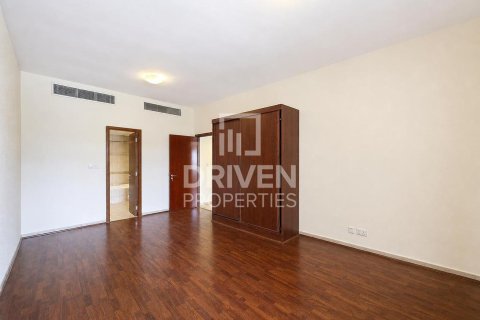 Apartemen di Motor City, Dubai, UEA 2 kamar tidur, 157.38 m2 nomor 759667 - foto 14