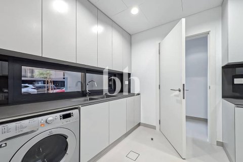 Řadový dům v Tilal City, Sharjah, SAE 2 ložnice, 183 m² Č.: 642914 - fotografie 11