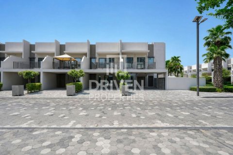 Townhouse in Mohammed Bin Rashid City, Dubai, UAE 3 bedrooms, 136.85 sq.m. № 761486 - photo 28