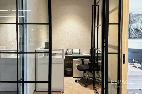 Office in Dubai Marina, UAE 367 sq.m. № 649979 - photo 13