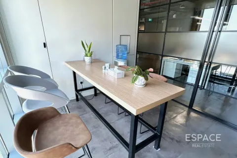 Office in Dubai Marina, UAE 367 sq.m. № 649979 - photo 17