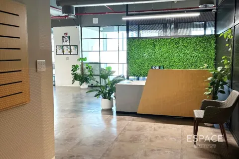 Office in Dubai Marina, UAE 367 sq.m. № 649979 - photo 1