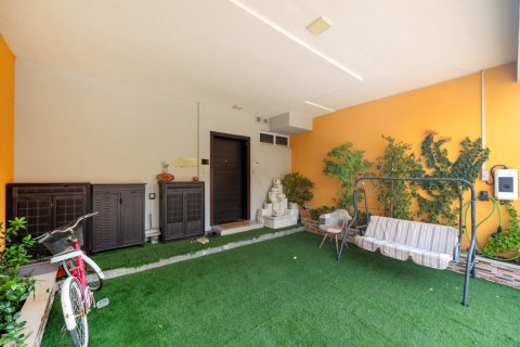 Villa en venta en DAMAC Hills (Akoya by DAMAC), Dubai, EAU 3 dormitorios, 112 m2 № 677356 - foto 2